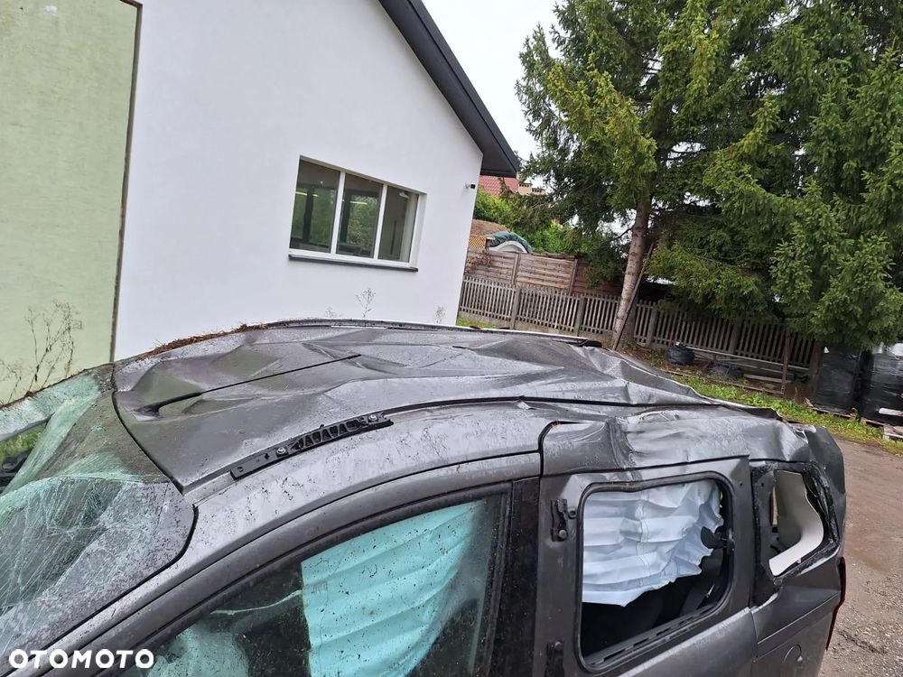 Ford Tourneo Courier - 2