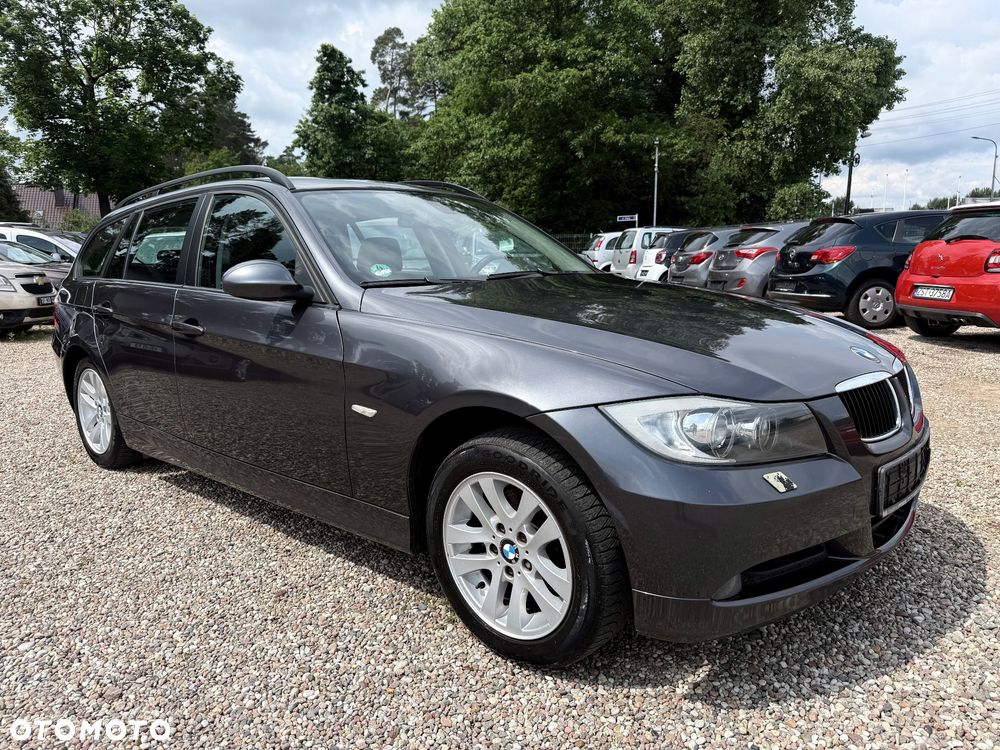 BMW Seria 3 318i - 2