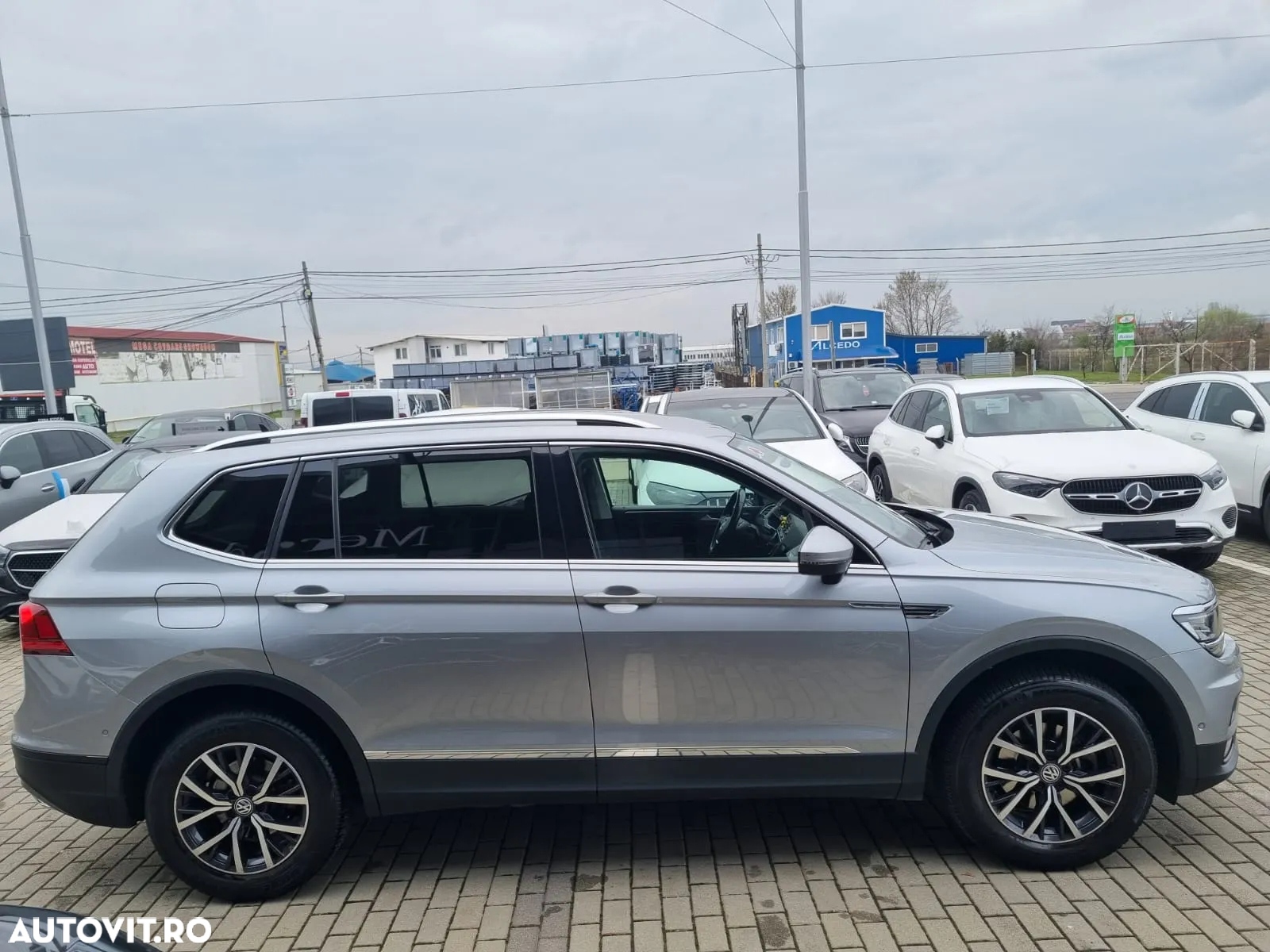 Volkswagen Tiguan 1.5 TSI ACT Comfortline - 3