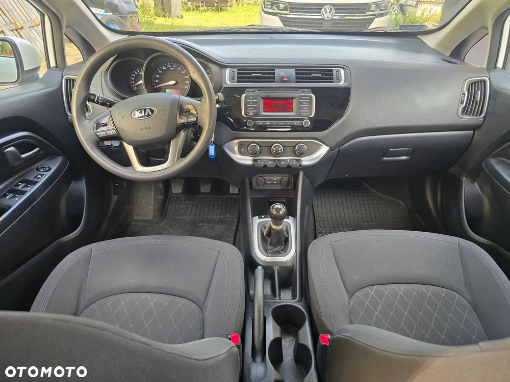 Kia Rio 1.2 Business Line - 14