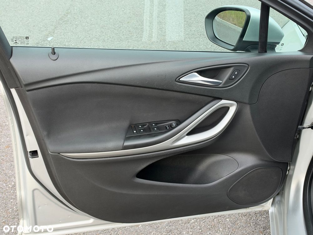 Opel Astra 1.6 CDTI Enjoy S&S - 32