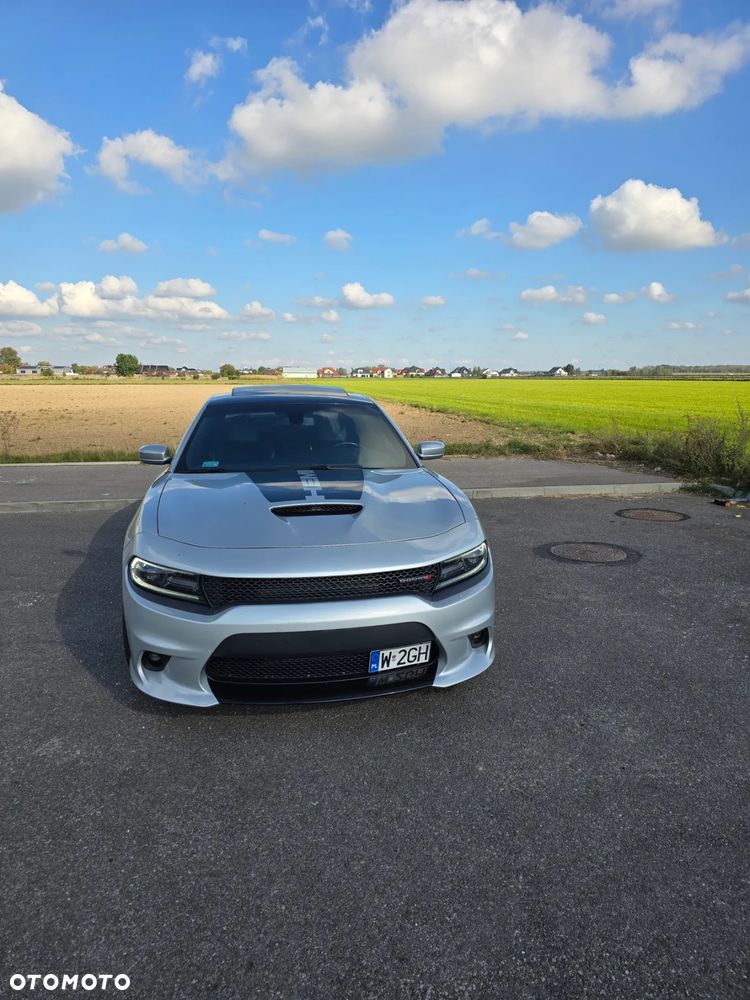 Dodge Charger 5.7 R/T - 2