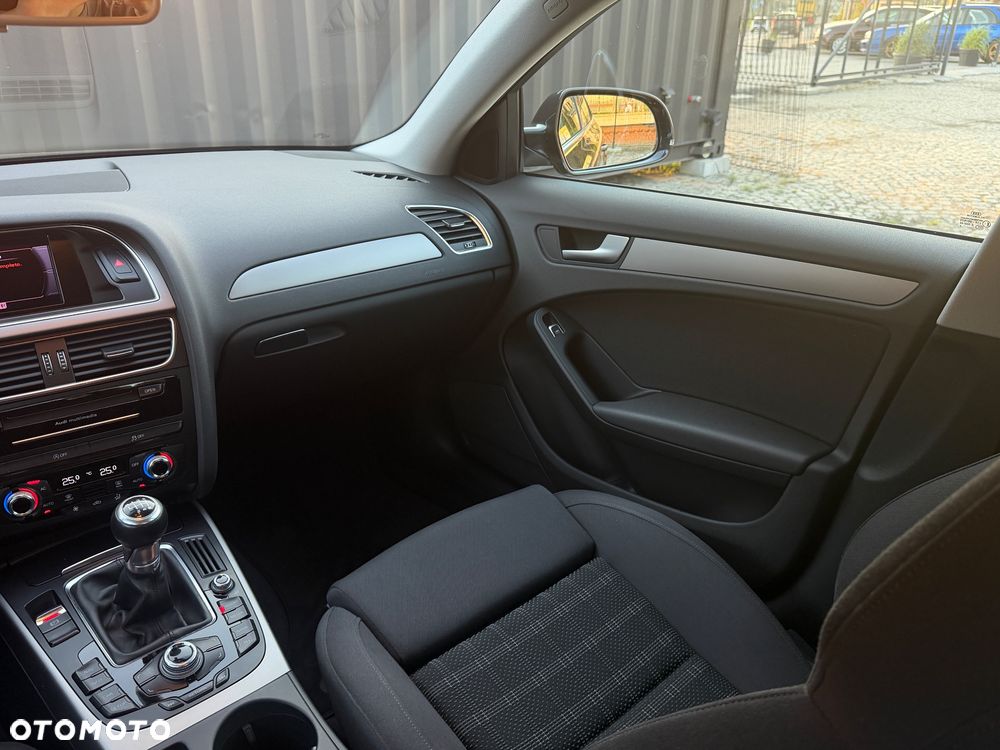 Audi A4 Limousine 1.8 TFSI Ambition - 11