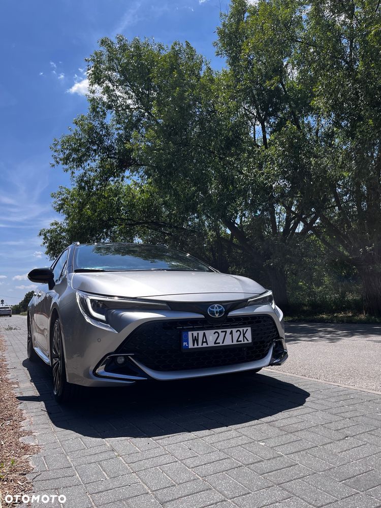 Toyota Corolla 1.8 Hybrid Executive - 12