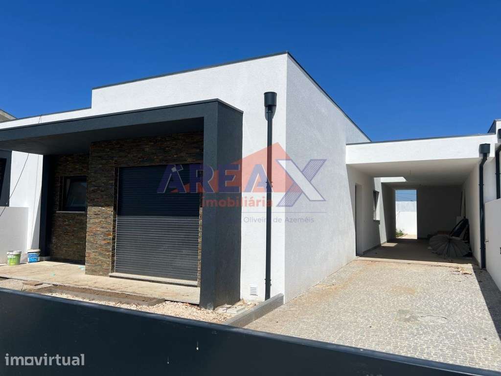 Lote 9 - Moradia geminada térrea T3, com logradouro e alpendre. Arq... - Grande imagem: 3/25