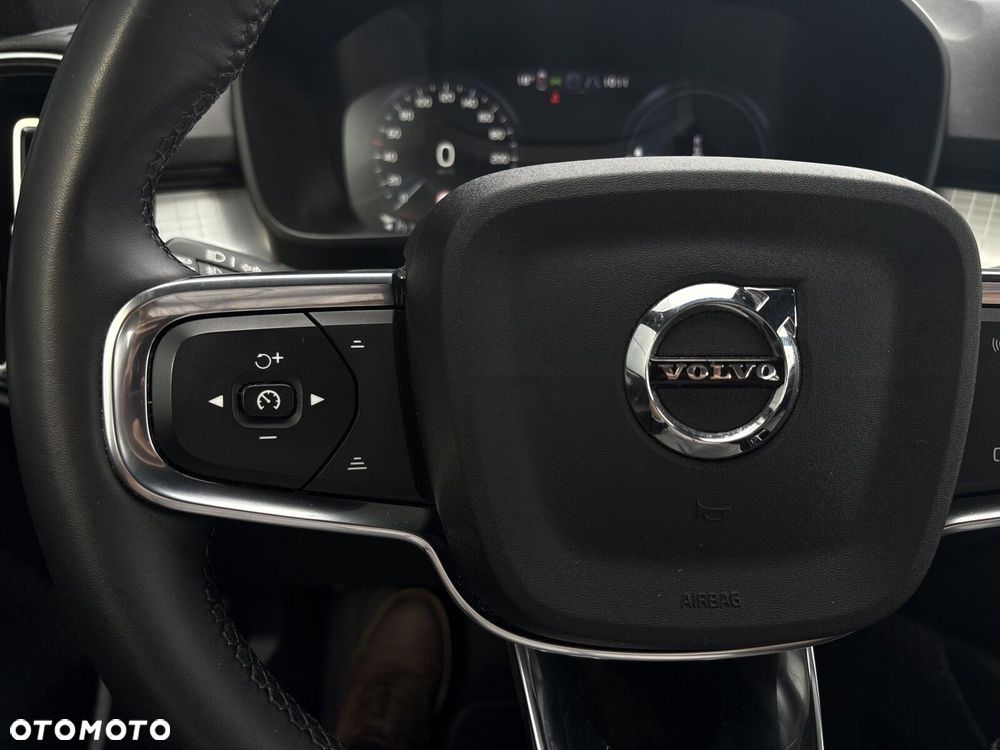 Volvo XC 40 T5 Plug-In Hybrid Plus Bright - 18