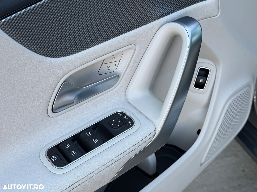 Mercedes-Benz A 250 - 24