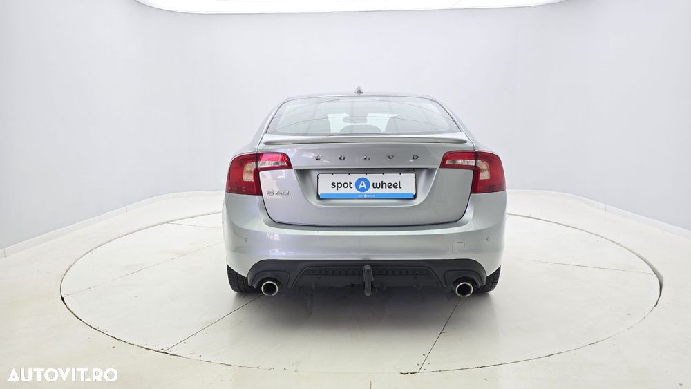 Volvo S60 - 7