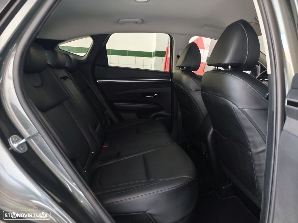 Hyundai Tucson 1.6 T-GDI HEV Premium - 16