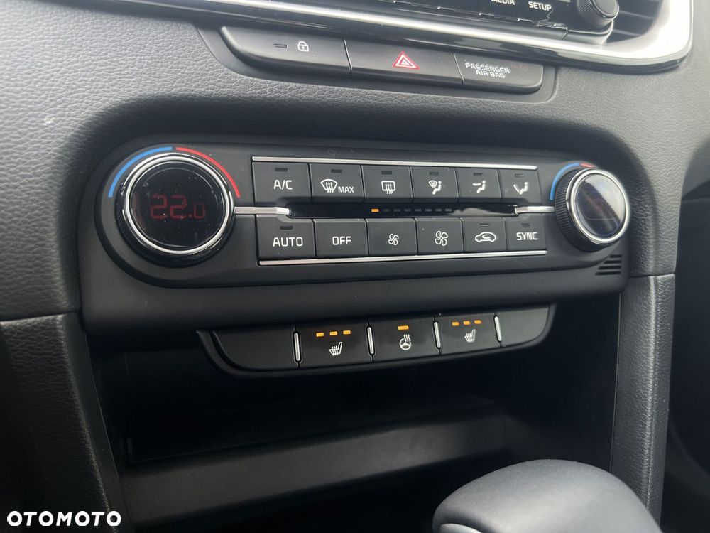 Kia Ceed - 17