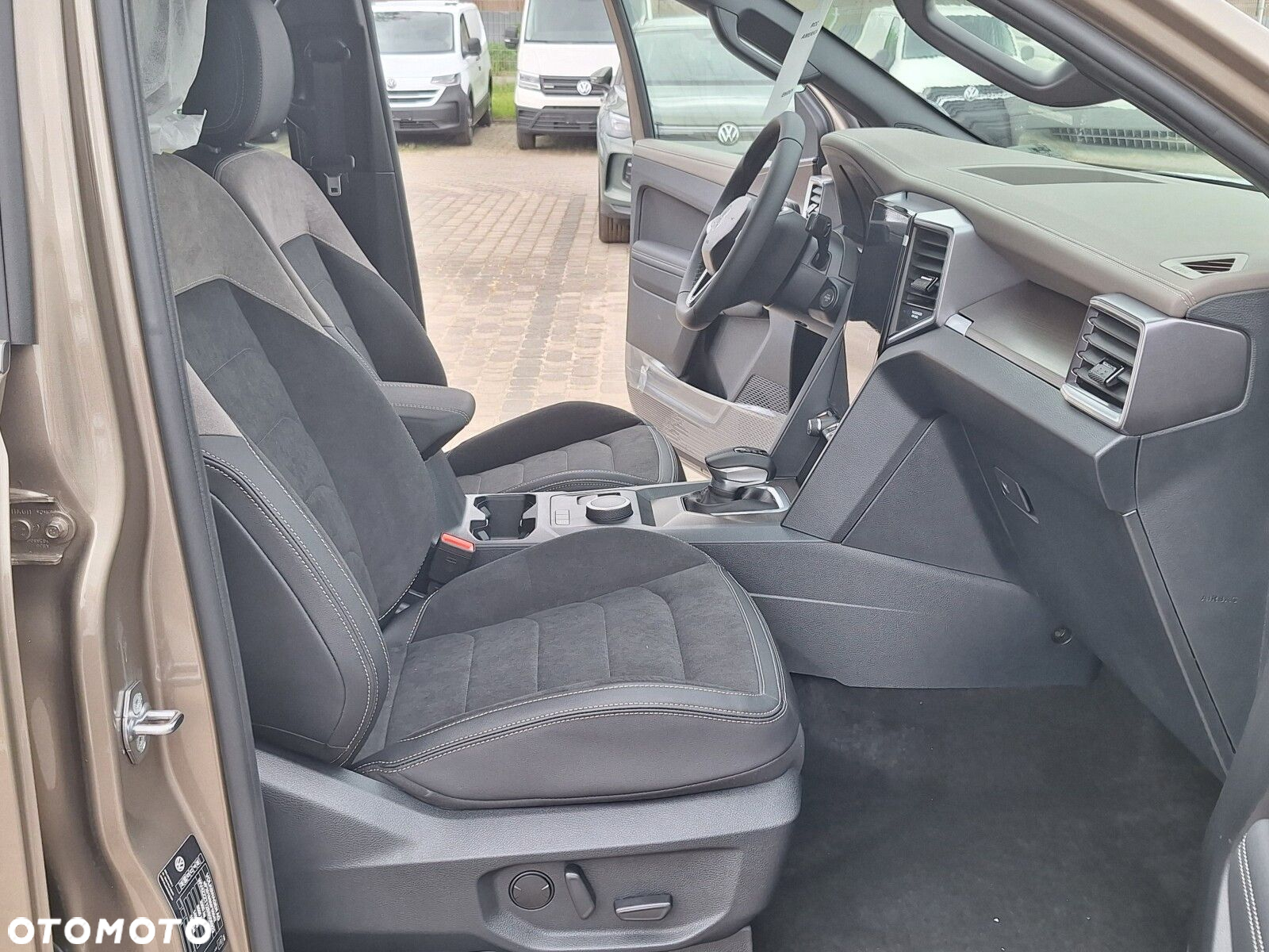 Volkswagen Amarok - 17