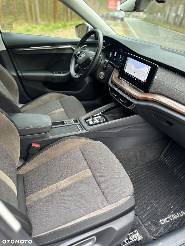 Skoda Octavia 2.0 TSI 4x4 Scout DSG - 11