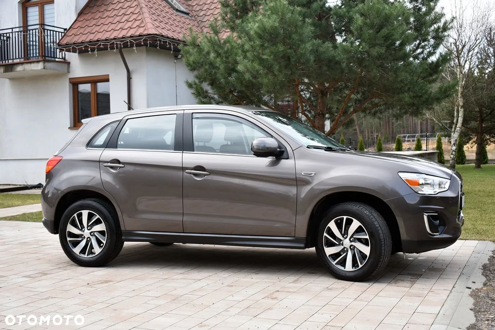 Mitsubishi ASX 1.6 2WD Plus - 19