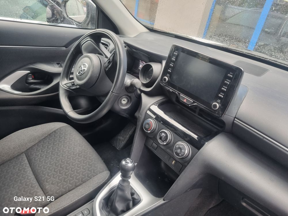 Toyota Yaris Cross Hybrid 1.5 Adventure - 11