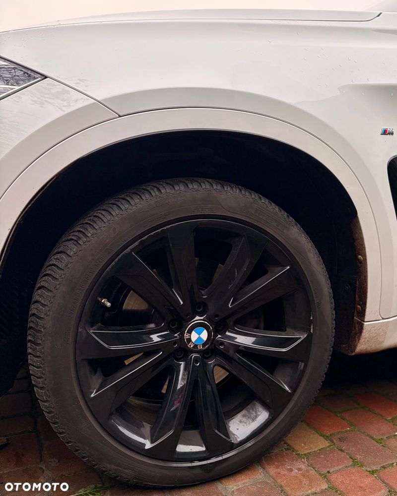 BMW X6 xDrive40d - 25