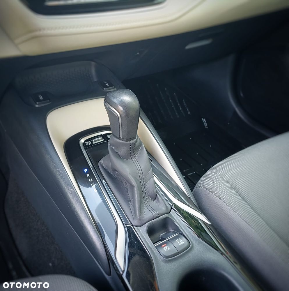 Toyota Corolla 1.8 Hybrid Comfort - 10