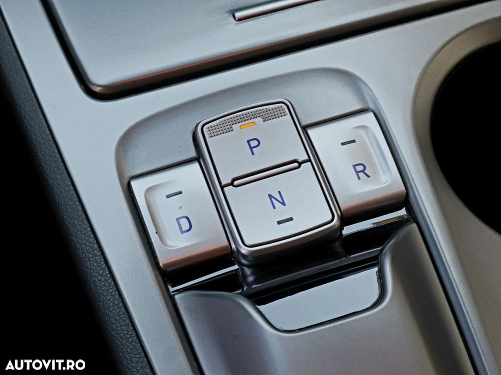Hyundai KONA Premium - 30