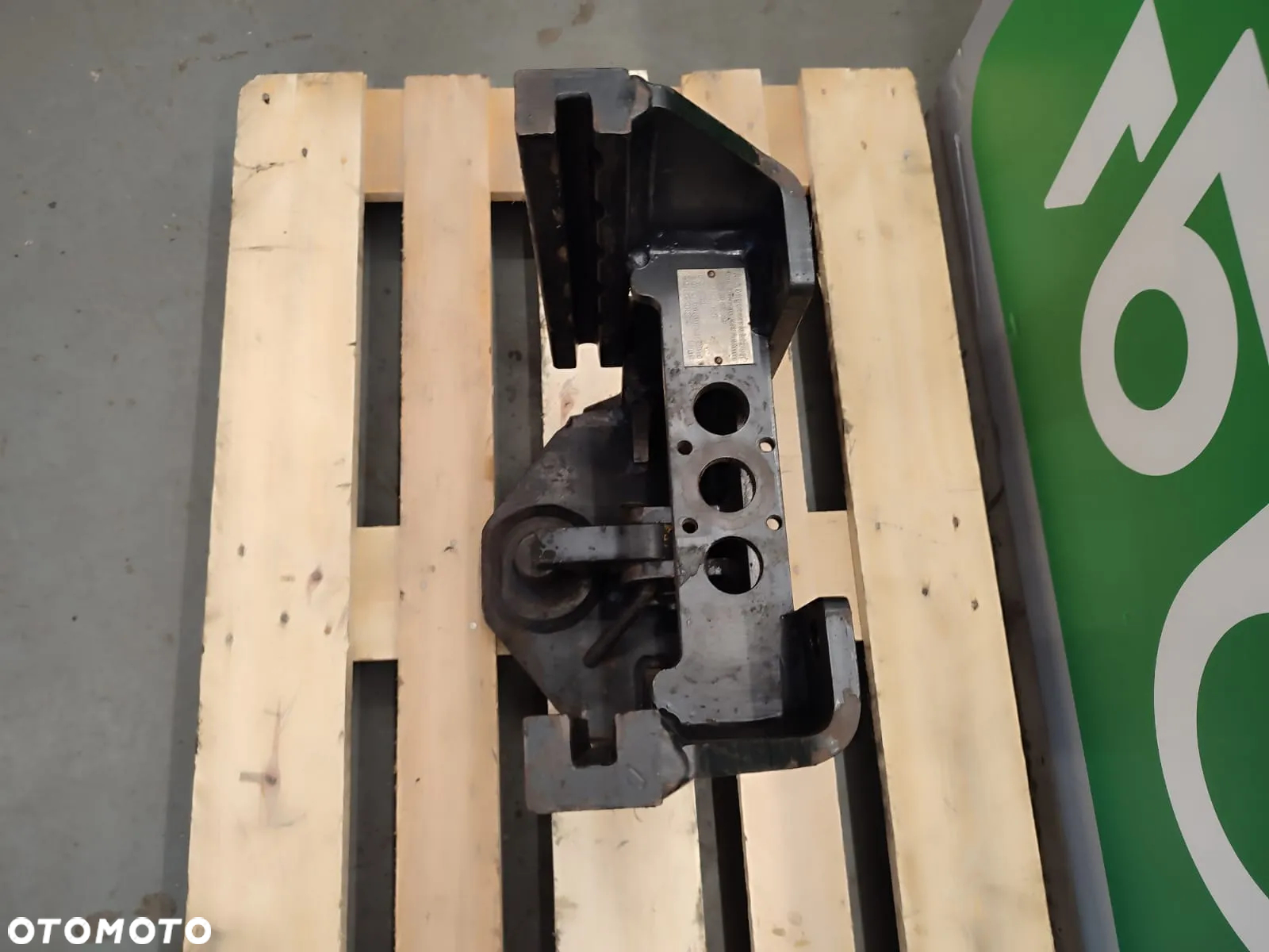 Szyna zaczepu hs525cat Deutz Fahr AGROTRON - 7