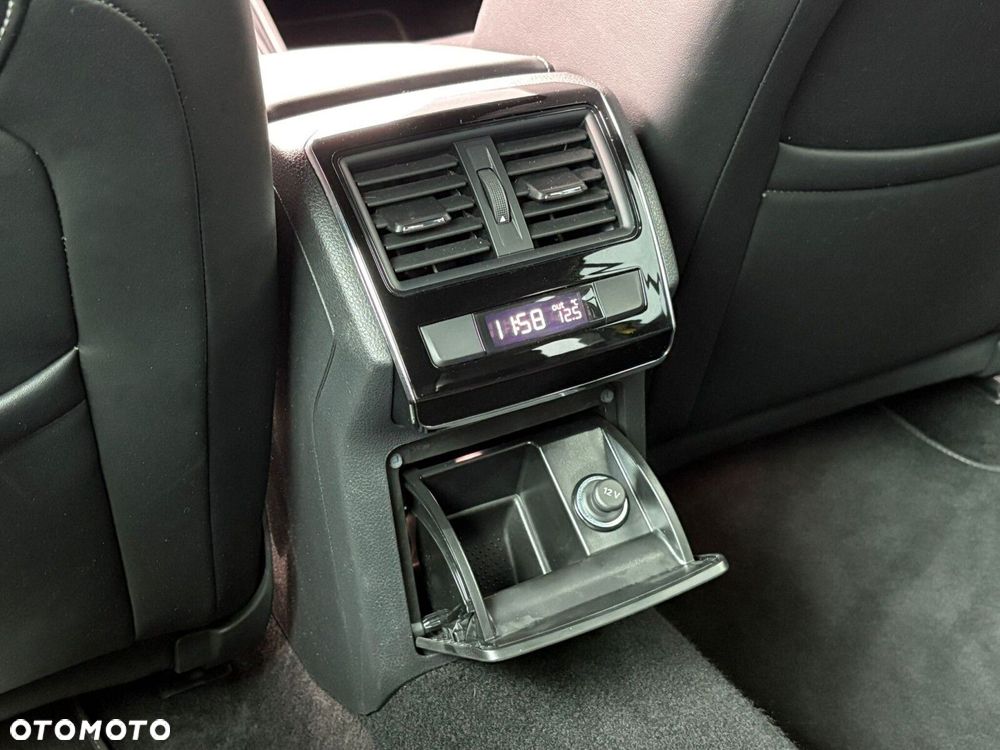 Skoda Superb 2.0 TSI Sportline DSG - 18