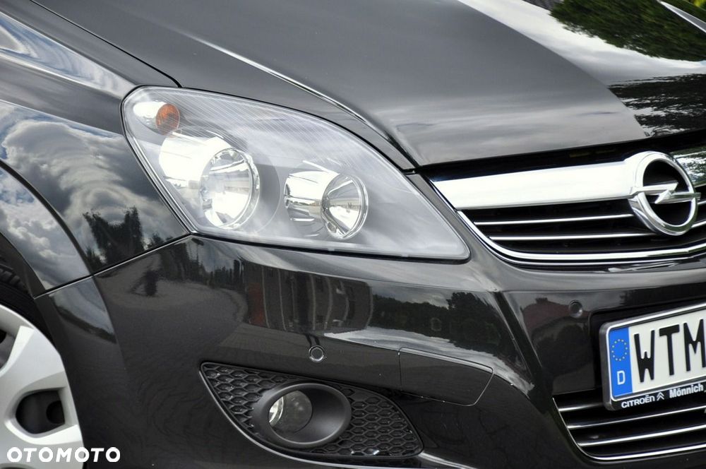 Opel Zafira - 12