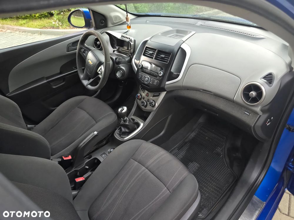 Chevrolet Aveo 1.3 D LTZ - 17