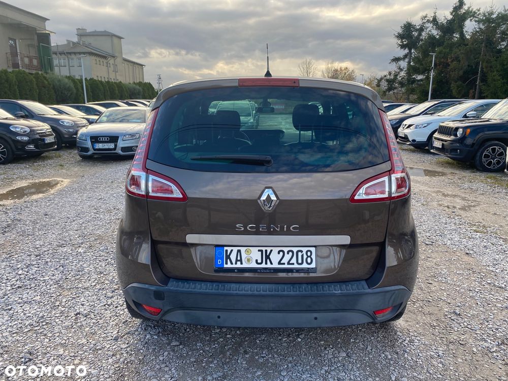 Renault Scenic 1.6 16V 110 Authentique - 5