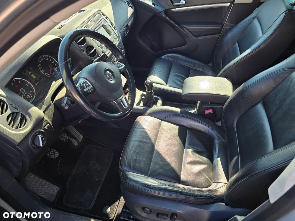 Volkswagen Tiguan 2.0 TDI Perfectline - 11