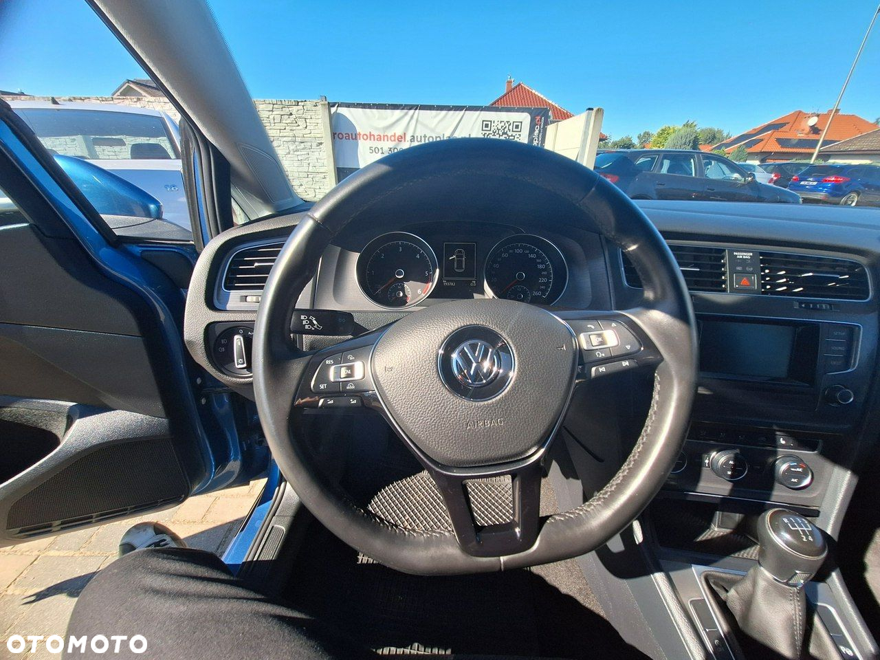 Volkswagen Golf 1.6 TDI BlueMotion Technology Comfortline - 22