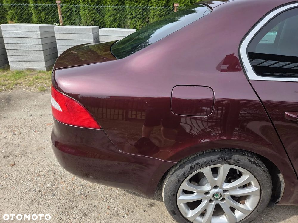 Skoda Superb 2.0 TDI Ambition DSG - 9