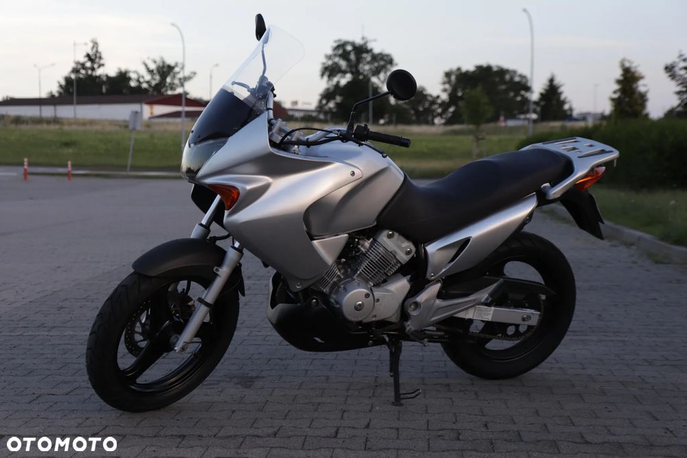 Honda XL - 1