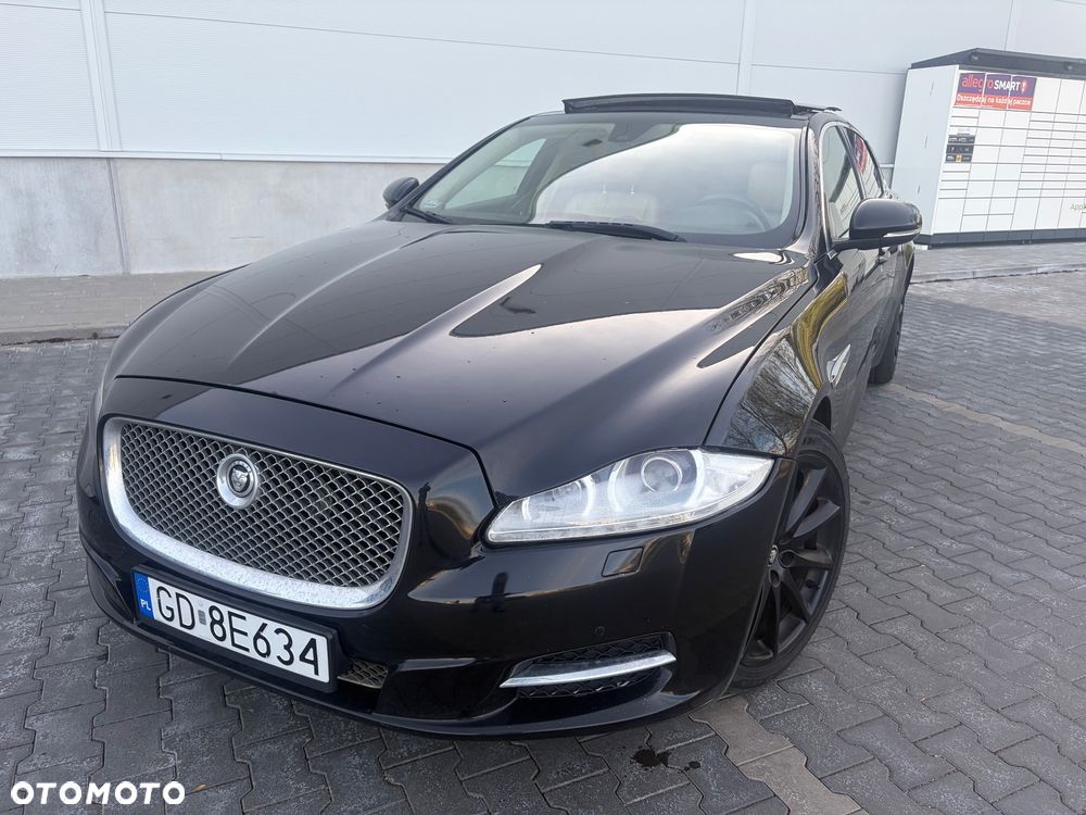 Jaguar XJ - 4
