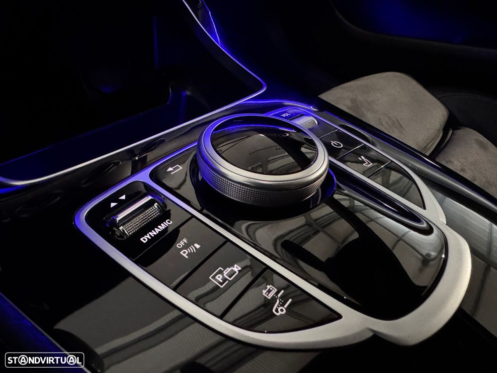 Mercedes-Benz E 300 de AMG Line - 26