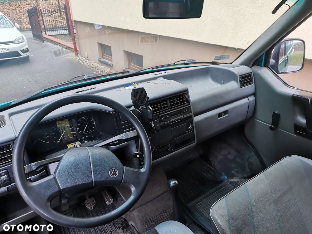 Volkswagen Transporter - 10