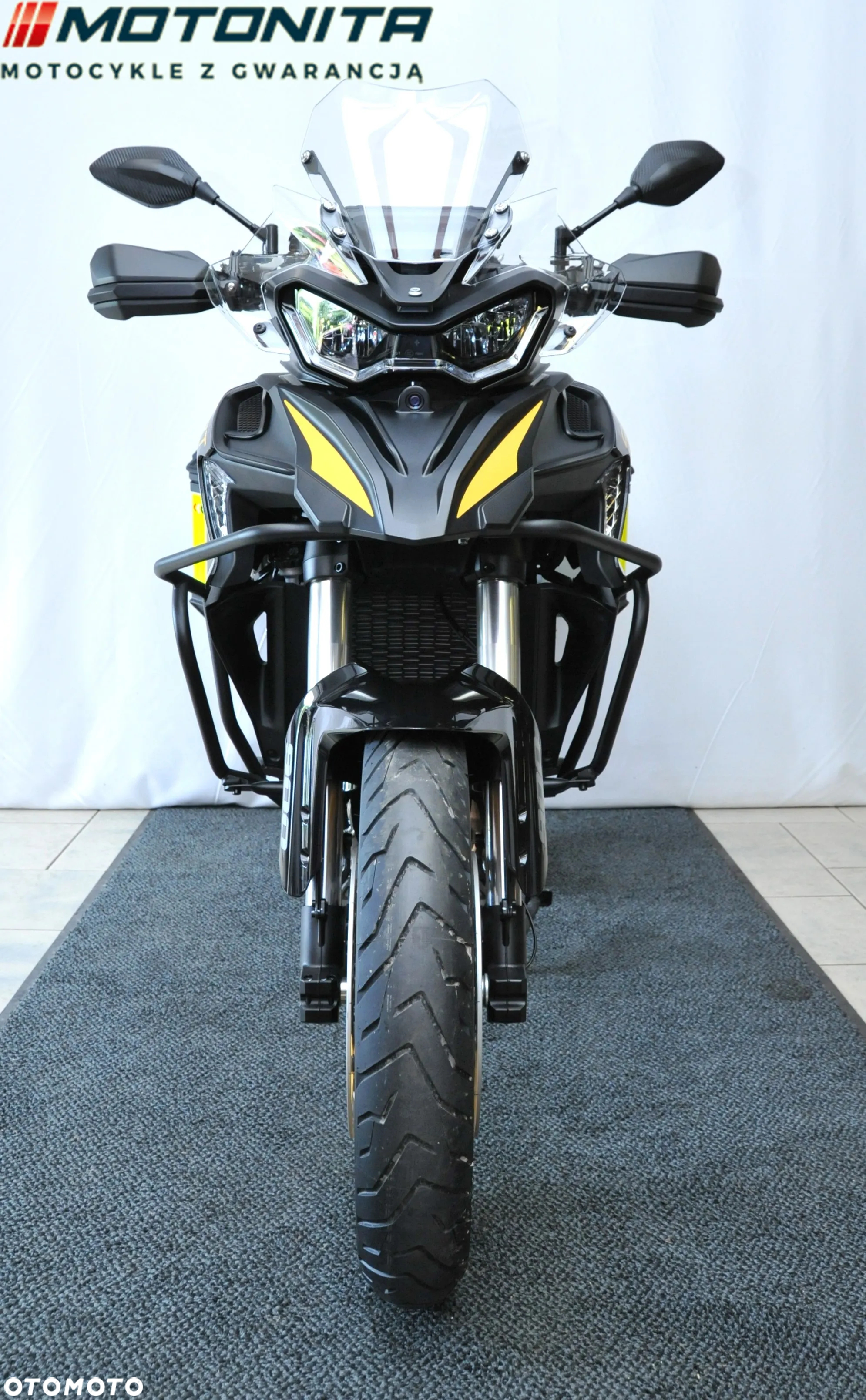 QJMOTOR 900 SX - 8