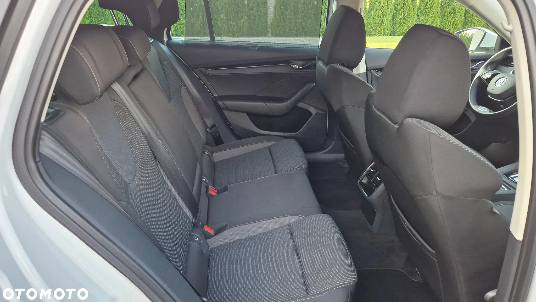 Skoda Octavia Combi 2.0 TDI DSG Sport Edition - 17