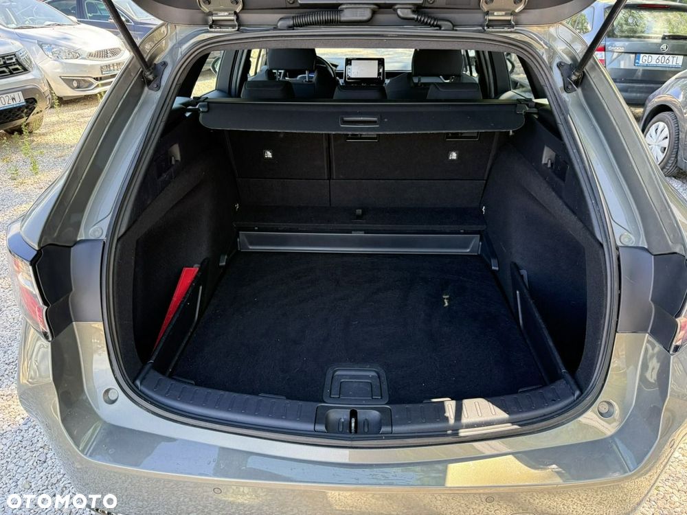 Toyota Corolla 1.8 Hybrid Comfort - 18