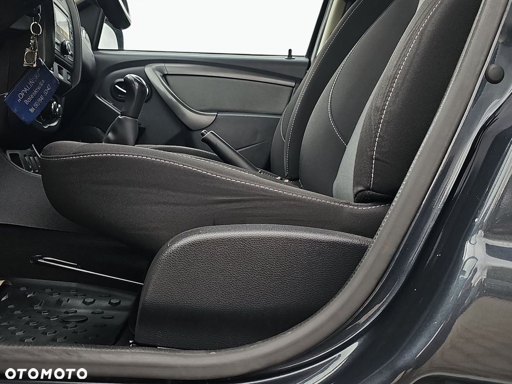 Dacia Duster 1.6 SCe Laureate S&S - 24
