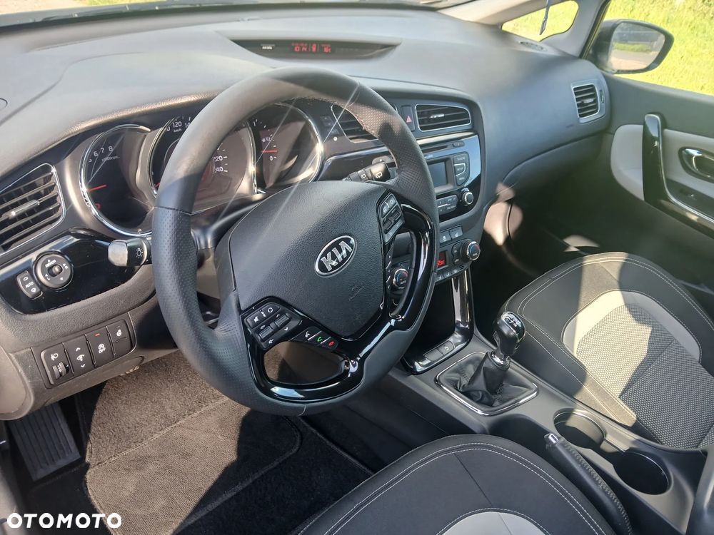 Kia Ceed 1.6 GDI Edition 7 - 6