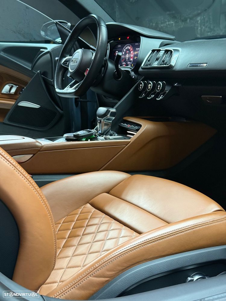 Audi R8 Coupé V10 5.2 FSI quattro S tronic - 5