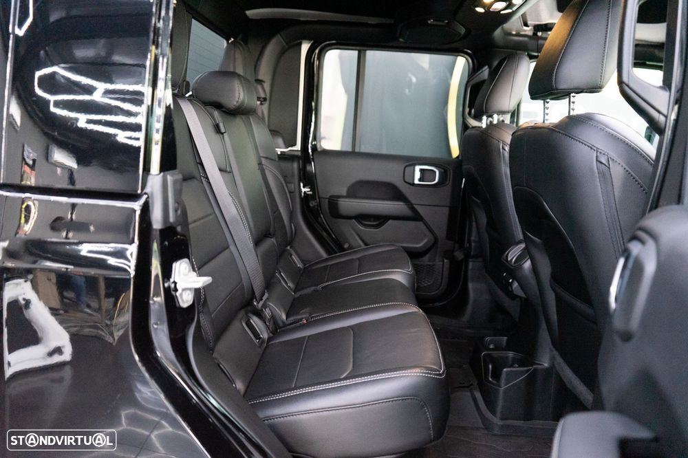Jeep Gladiator 3.0 CRD Overland AT8 - 49
