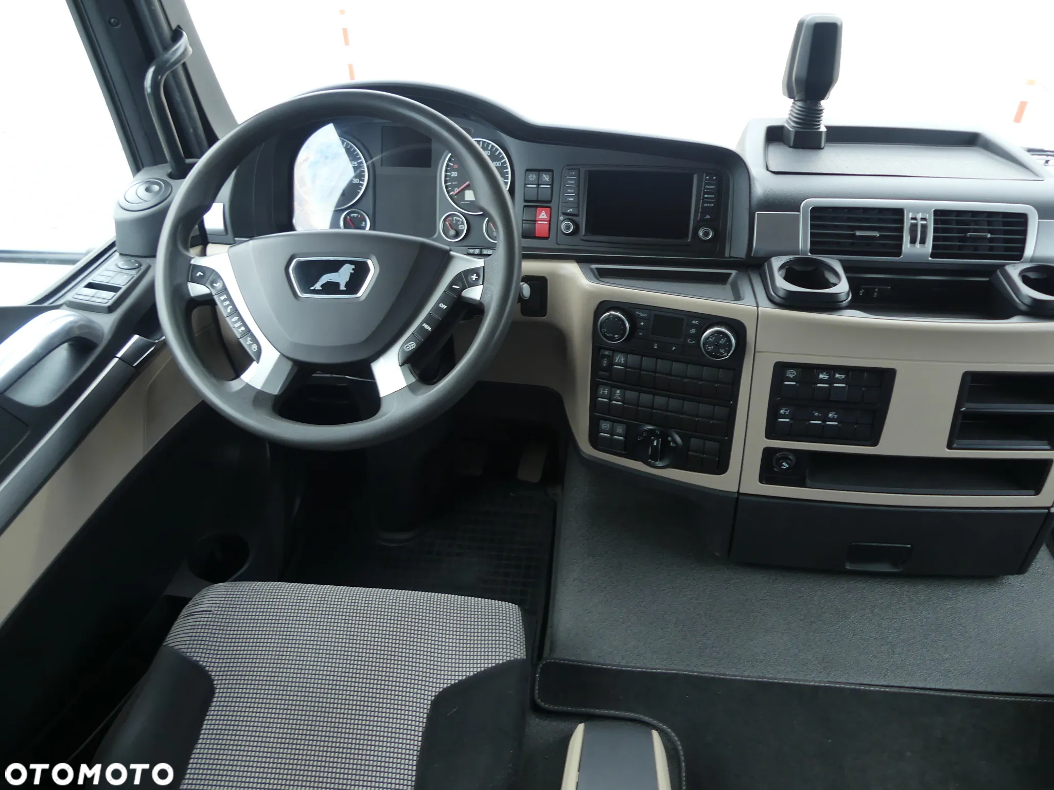 MAN TGM 18.290 / EURO 6 / KONTENER + WINDA / OTWIERANY BOK / - 28