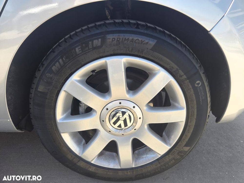 Volkswagen Golf - 13