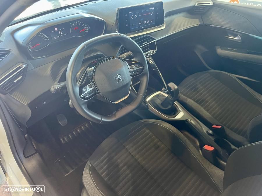 Peugeot 208 1.2 PureTech SE Style - 11