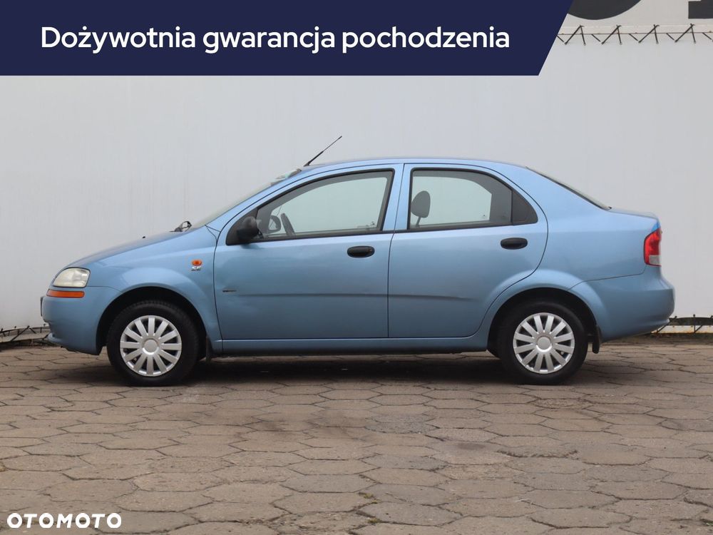 Chevrolet Aveo 2004 photo 3