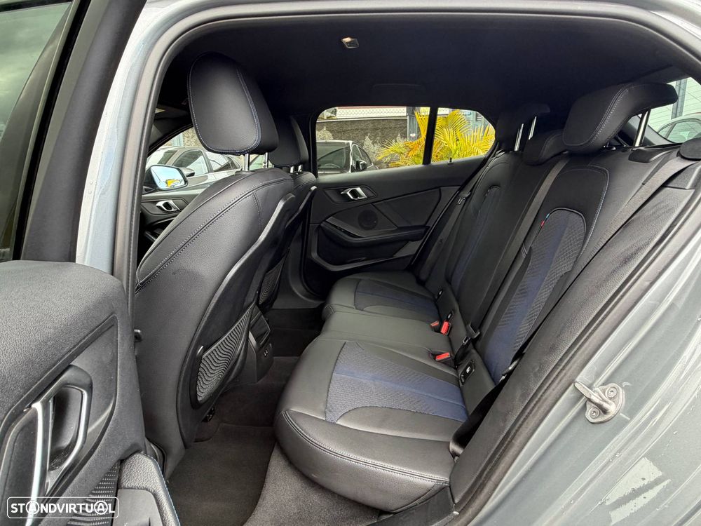 BMW 116 d Pack Desportivo M Auto - 8