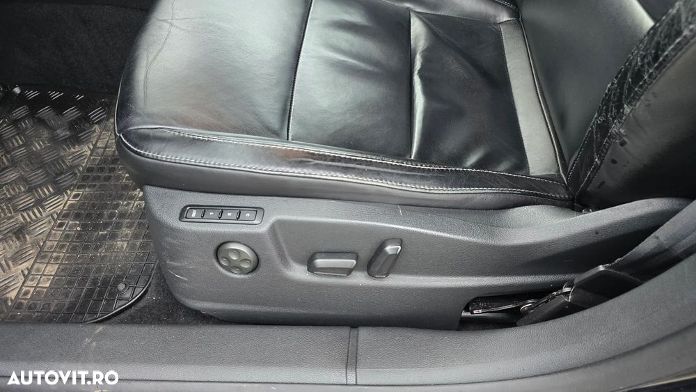 Skoda Superb 2.0 TDI Elegance DSG - 6