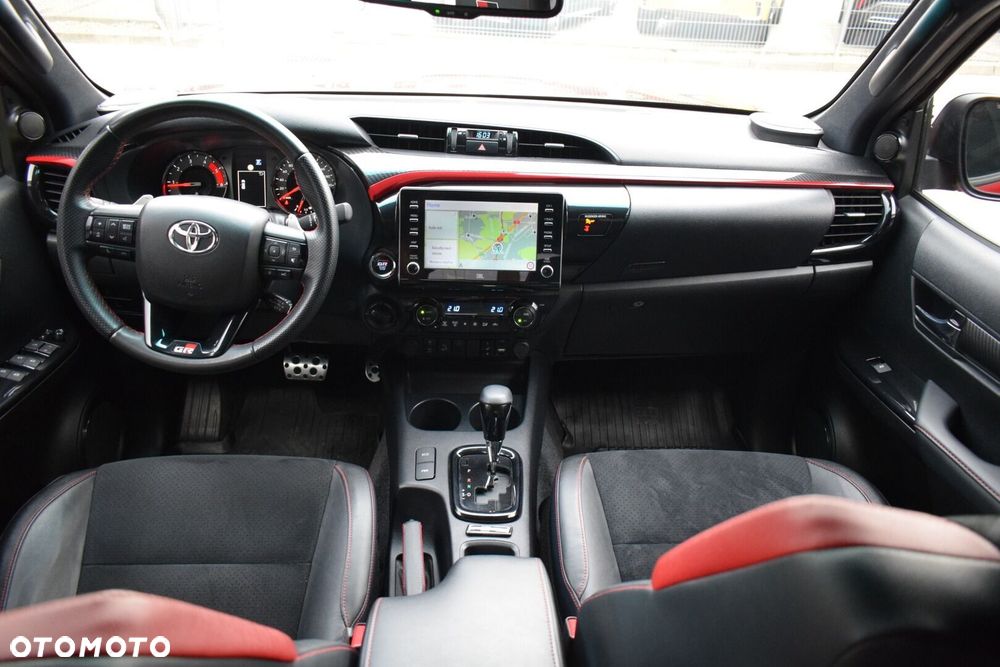 Toyota Hilux 2.8 D-4D Double Cab GR Sport 4x4 - 7