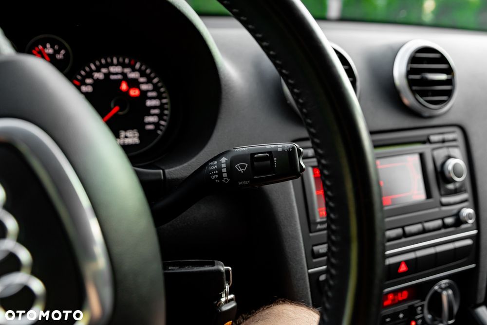 Audi A3 Sportback 2.0 TDI Ambiente - 36