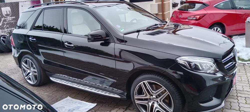 Mercedes-Benz GLE - 1