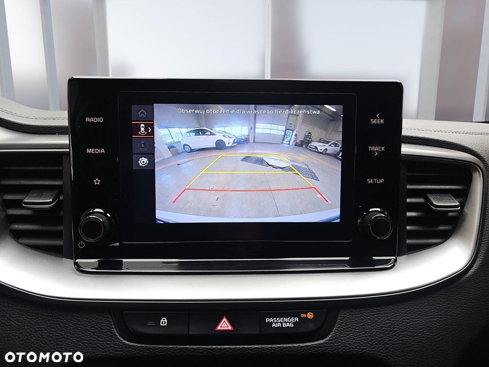 Kia Ceed 1.5 T-GDI M - 17